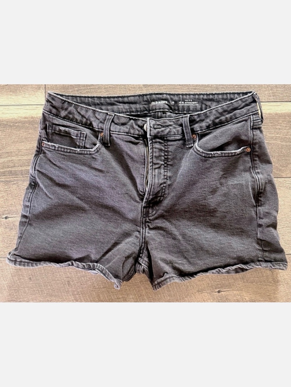 Black Womens Old Navy shorts O.G. Straight High-Rise Smooth Pockets - Size 12